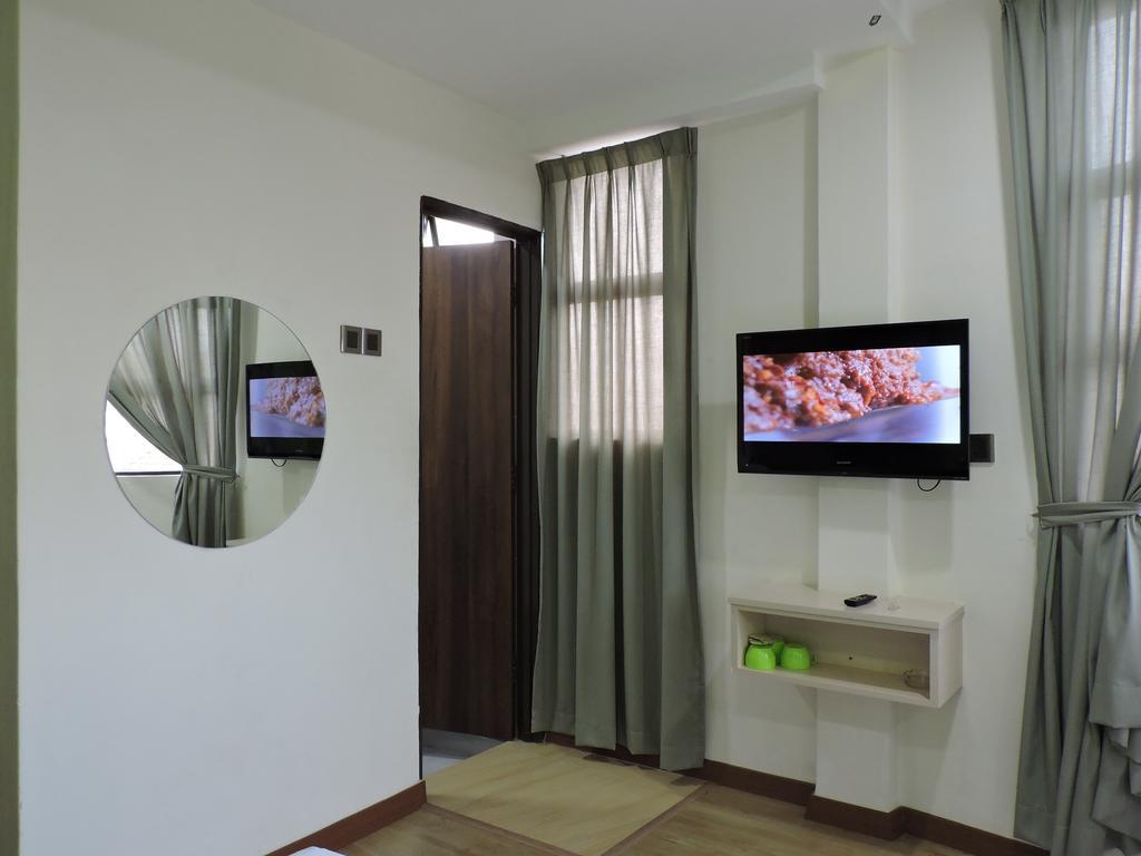 Merlin Hotel Penang George Town Oda fotoğraf